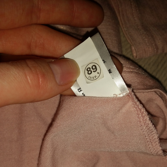 Apt. 9 Crewneck Tee in Pink and Gold – Size S - Picture 6 of 6